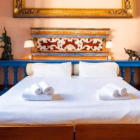 Apartment Art Gallery And Charming In San Frediano