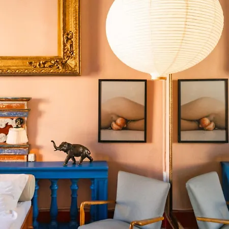 Art Gallery And Charming In San Frediano Apartment Florenz